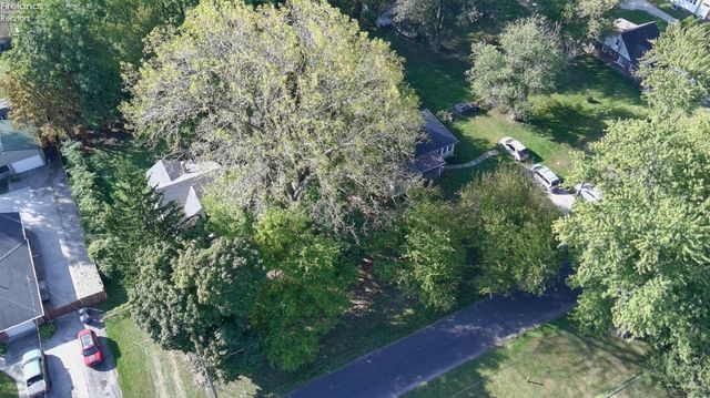 5805 Fryer Avenue, Toledo, OH 43615