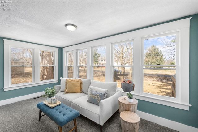 5805 Fryer Avenue, Toledo, OH 43615