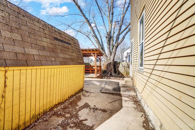 1108 Girard Avenue, Middletown, OH 45044