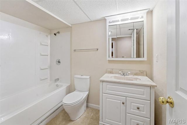 1432 Manchester Drive, O'fallon, IL 62269