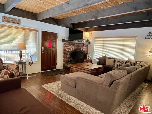 39990 Trail Of The Whispering, Big Bear City, CA 92315