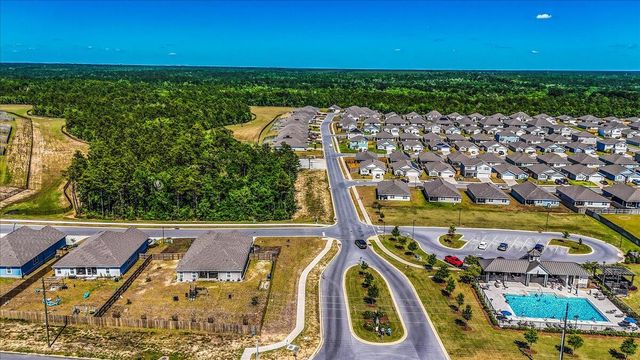 805 Otto Loop, Crestview, FL 32539