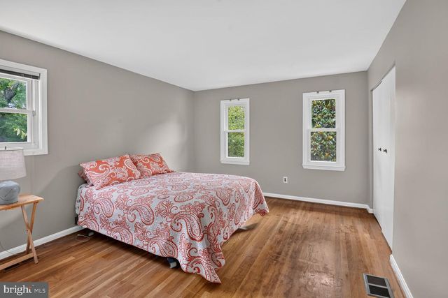 9011 IVANHOE RD, Fort Washington, MD 20744