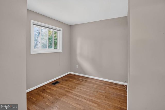 9011 IVANHOE RD, Fort Washington, MD 20744