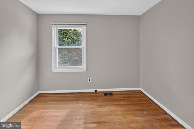 9011 IVANHOE RD, Fort Washington, MD 20744