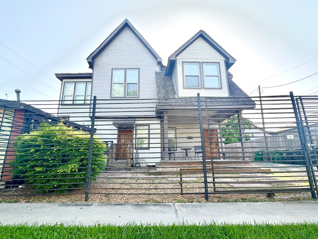 2316 Hopkins Street 2, Houston, TX 77006