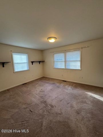 814 Piner Road, Wilmington, NC 28409