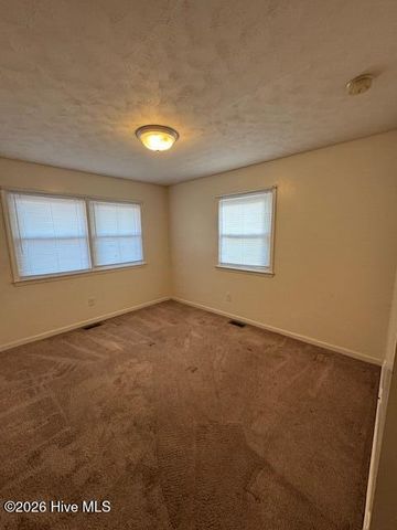 814 Piner Road, Wilmington, NC 28409