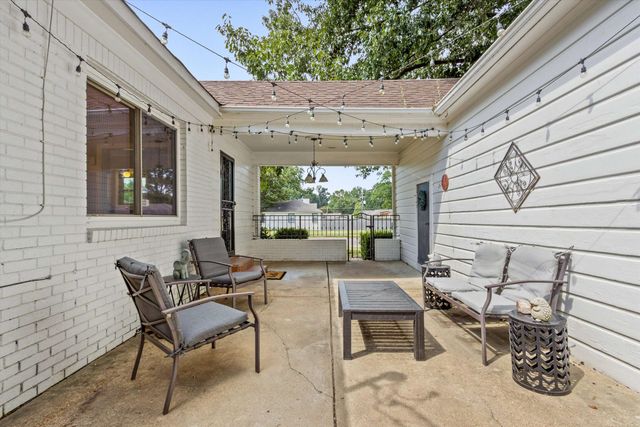 344 CHUCKWOOD RD, Memphis, TN 38117