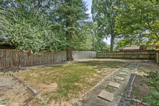 344 CHUCKWOOD RD, Memphis, TN 38117