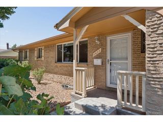 1477 S Brentwood St, Lakewood, CO 80232