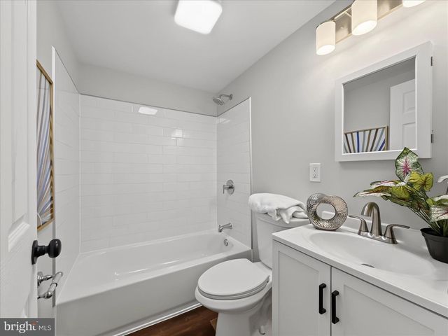 420 MUENCH ST, Harrisburg, PA 17102