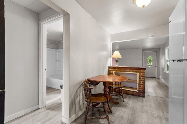 1711 N MEADE STREET, Appleton, WI 54911