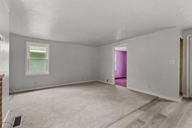 1711 N MEADE STREET, Appleton, WI 54911