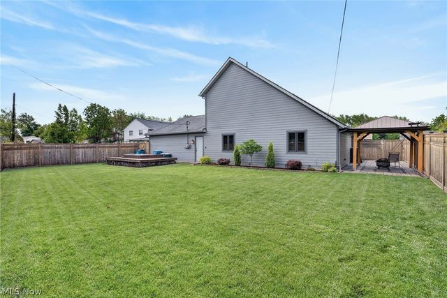 1724 Narragansett Boulevard, Lorain, OH 44053
