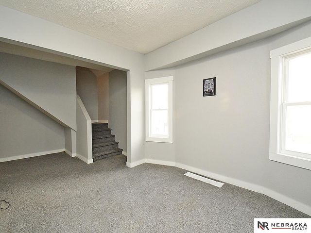 2413 Ohio Street, Omaha, NE 68111