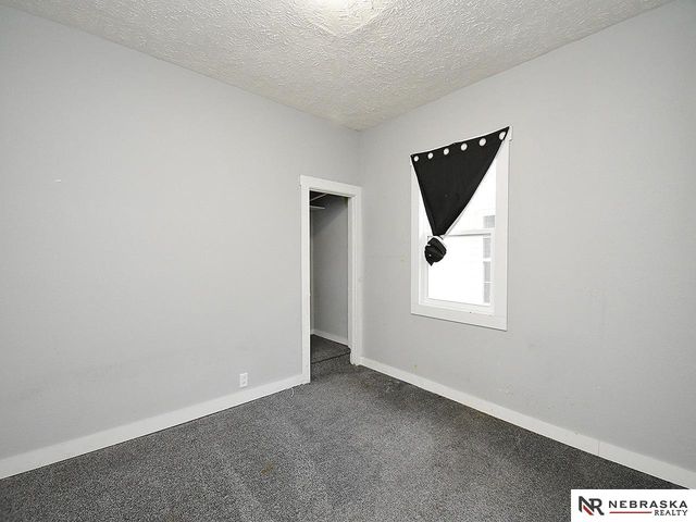 2413 Ohio Street, Omaha, NE 68111