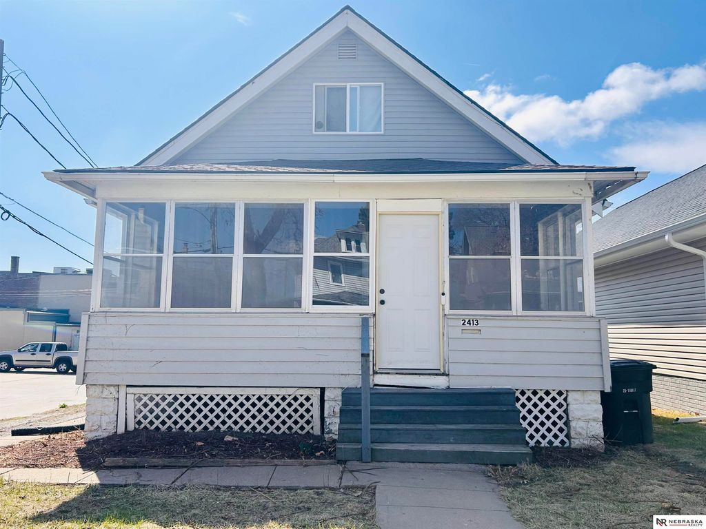 2413 Ohio Street, Omaha, NE 68111