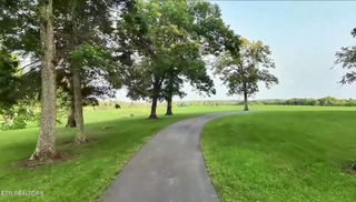 2457 Mayland Rd, Crossville, TN 38571