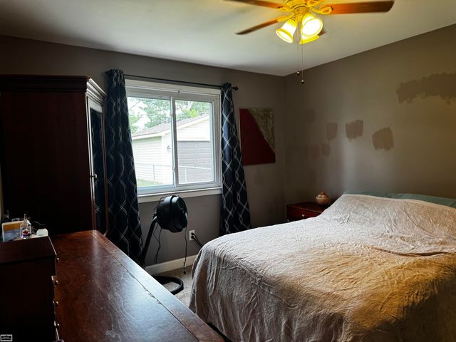 47473 Greenview Road, Utica, MI 48317