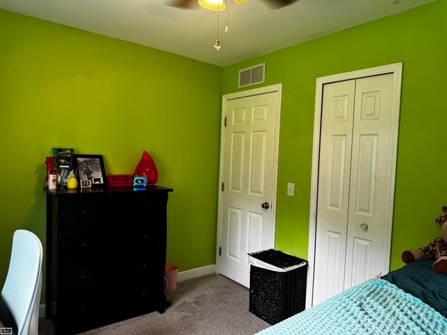 47473 Greenview Road, Utica, MI 48317