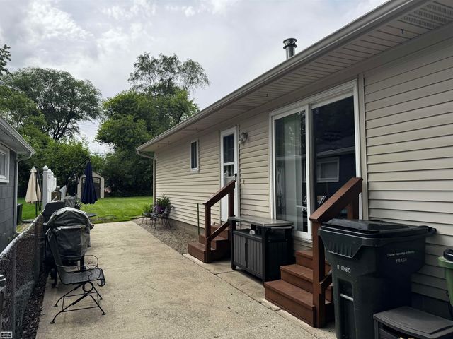 47473 Greenview Road, Utica, MI 48317