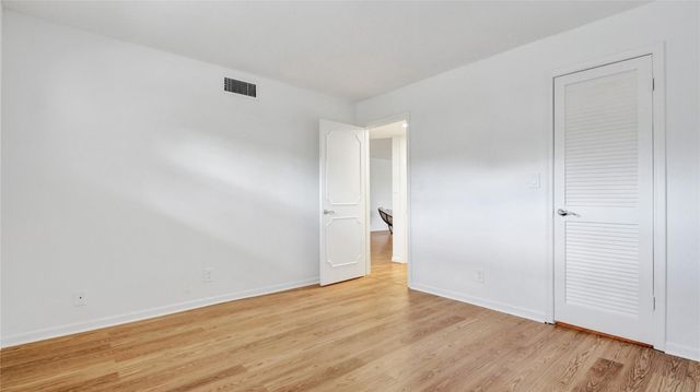 681 S Hollybrook Dr 203, Pembroke Pines, FL 33025