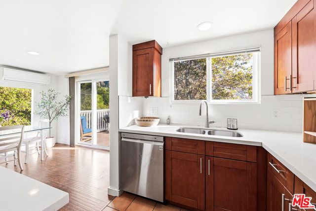 19511 Sunken Trail, Topanga, CA 90290