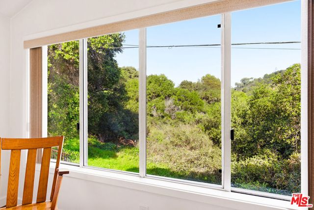 19511 Sunken Trail, Topanga, CA 90290