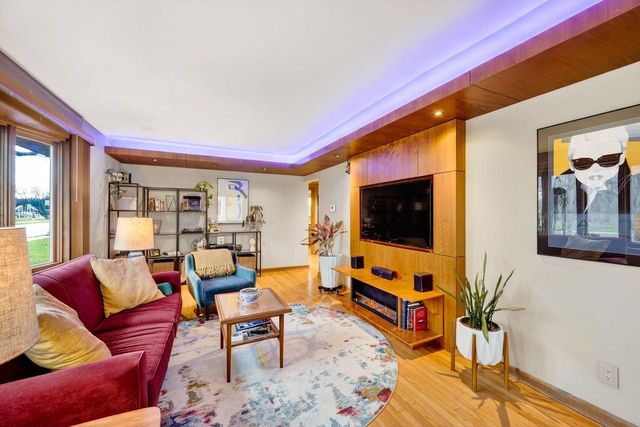 205 Pflaum Road, Madison, WI 53716