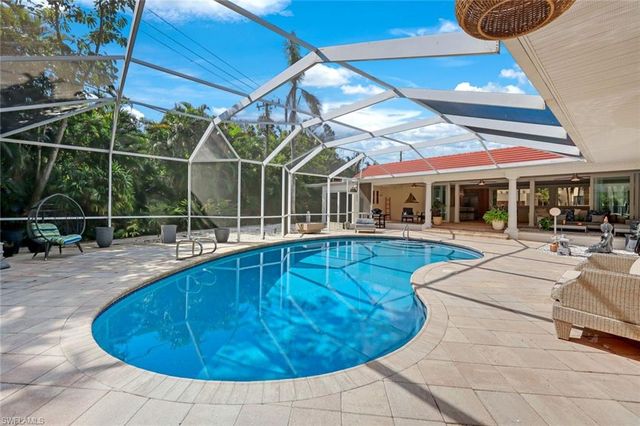 2943 Valencia WAY, Fort Myers, FL 33901