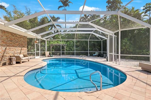 2943 Valencia WAY, Fort Myers, FL 33901