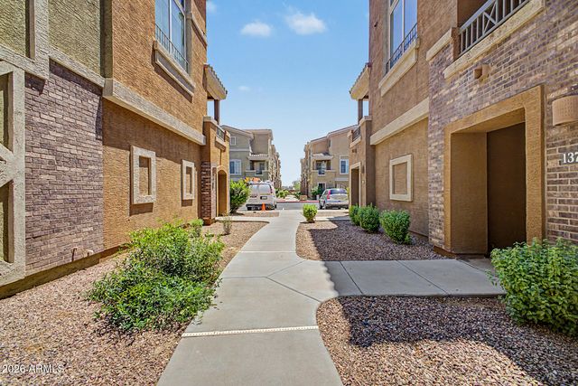 18250 N CAVE CREEK Road 137, Phoenix, AZ 85032