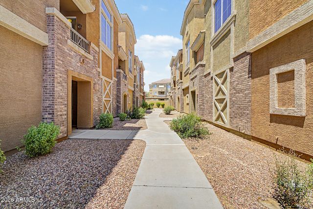 18250 N CAVE CREEK Road 137, Phoenix, AZ 85032