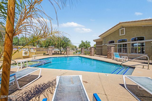18250 N CAVE CREEK Road 137, Phoenix, AZ 85032
