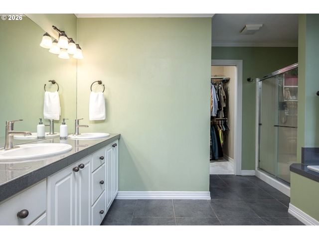 22285 Ne PARK Ln, Fairview, OR 97024