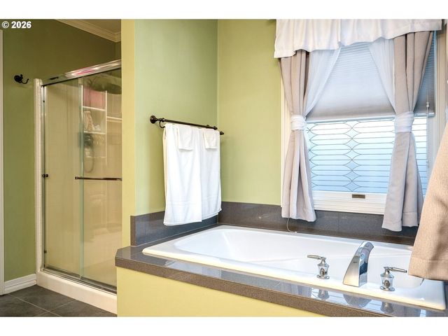 22285 Ne PARK Ln, Fairview, OR 97024