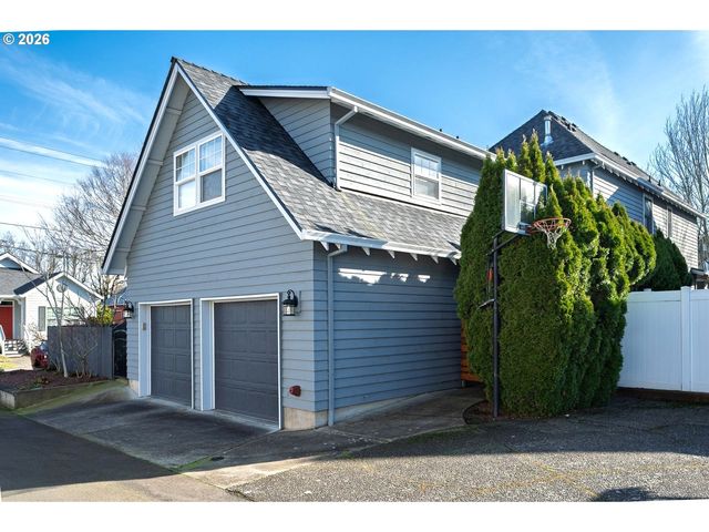 22285 Ne PARK Ln, Fairview, OR 97024