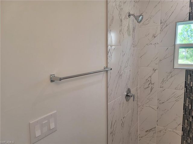 610 W 12th ST, Lehigh Acres, FL 33972
