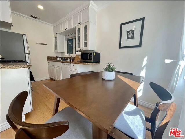 834 Lincoln Boulevard A, Santa Monica, CA 90403