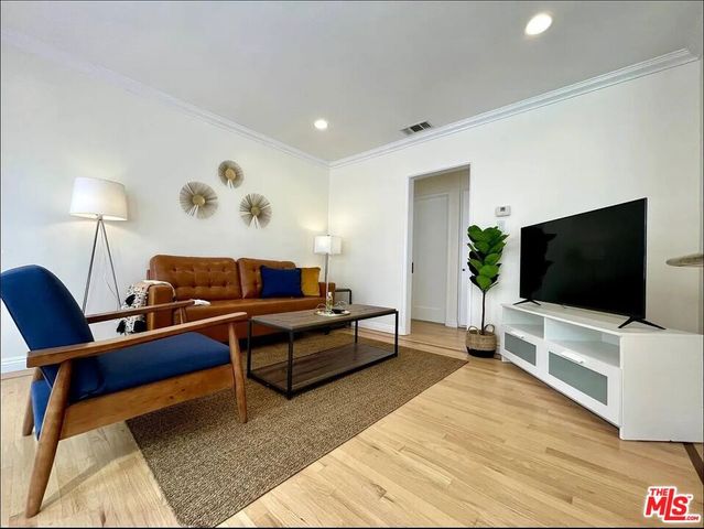 834 Lincoln Boulevard A, Santa Monica, CA 90403