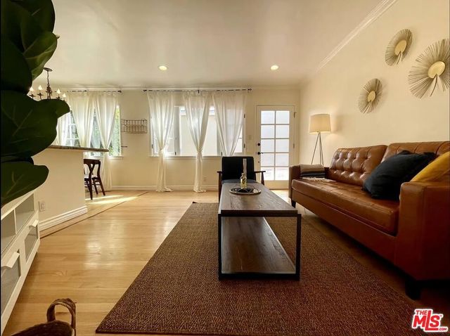 834 Lincoln Boulevard A, Santa Monica, CA 90403