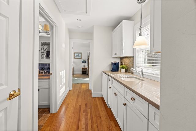 13 Plantingfield Way, Edgartown, MA 02539