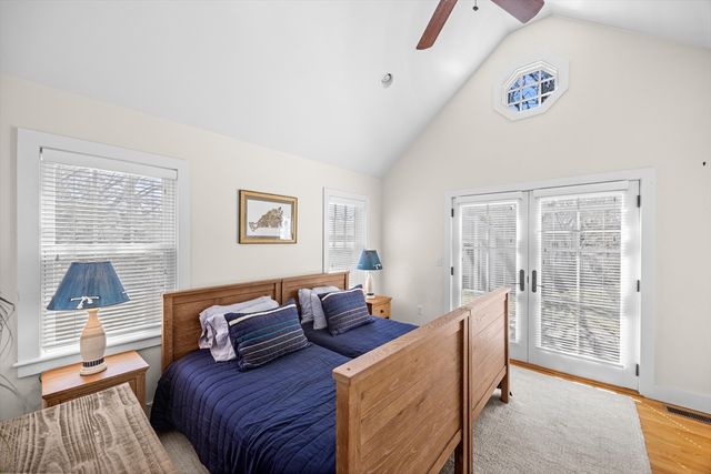 13 Plantingfield Way, Edgartown, MA 02539