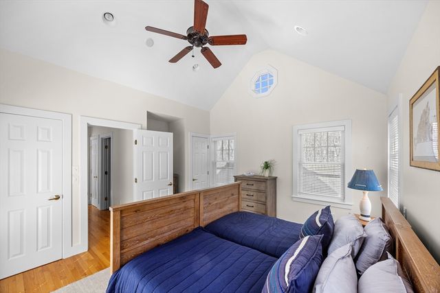 13 Plantingfield Way, Edgartown, MA 02539