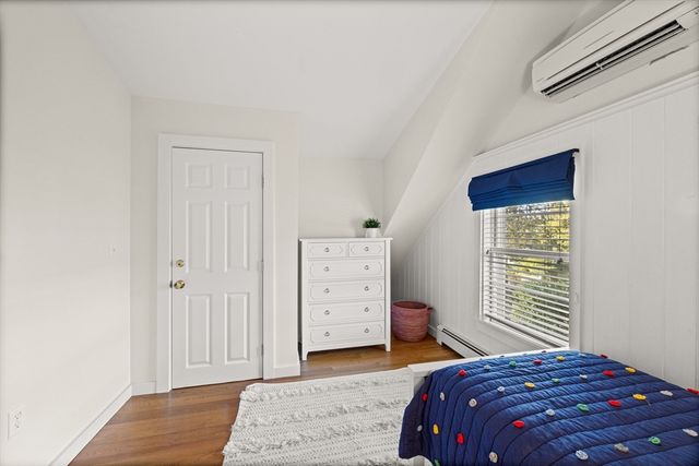 13 Plantingfield Way, Edgartown, MA 02539