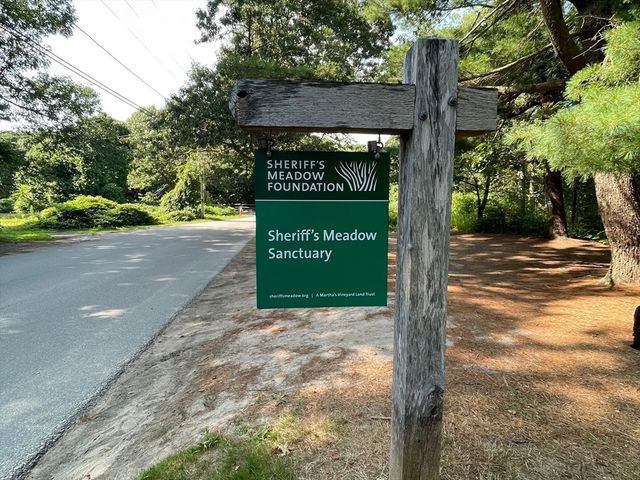 13 Plantingfield Way, Edgartown, MA 02539