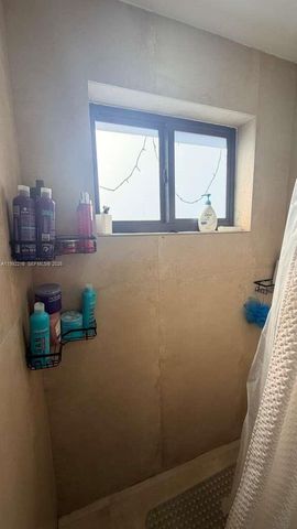 673 W 30th St 671, Hialeah, FL 33012