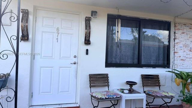673 W 30th St 671, Hialeah, FL 33012