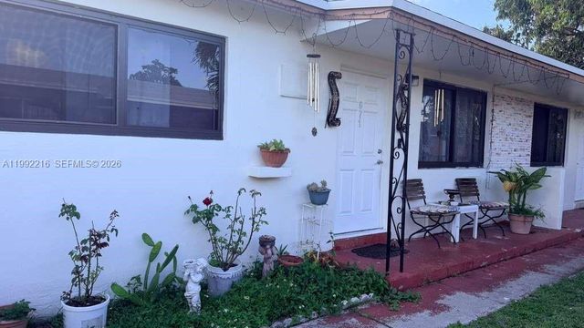 673 W 30th St 671, Hialeah, FL 33012